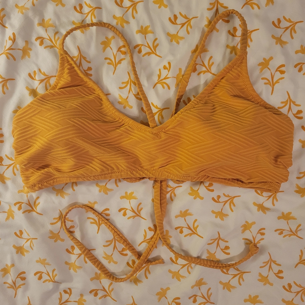 Cupshe Orange Bikini Top Size Medium